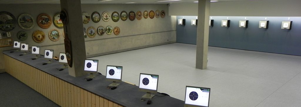 Moderner Schießstand mit 10 vollelektronischen Schießplätzen